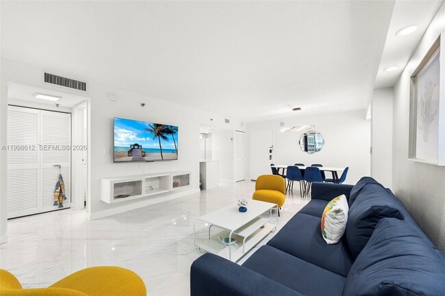 Photo - 2401 Collins Ave Unit 1007