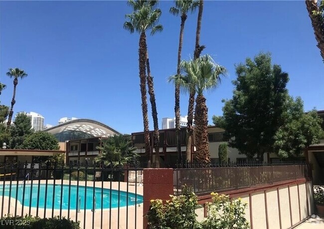 Building Photo - 350 E Desert Inn Rd Unit E201 Rental
