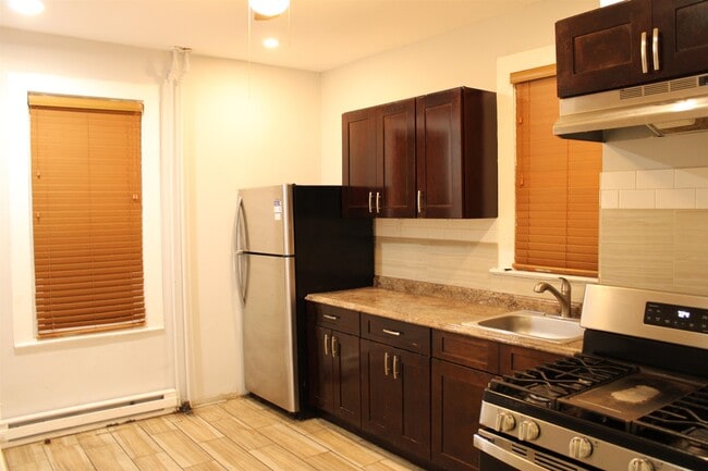 Photo - 224 Bayview Ave Unit 1