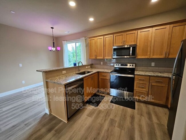 Photo - 12086 SE Harold St