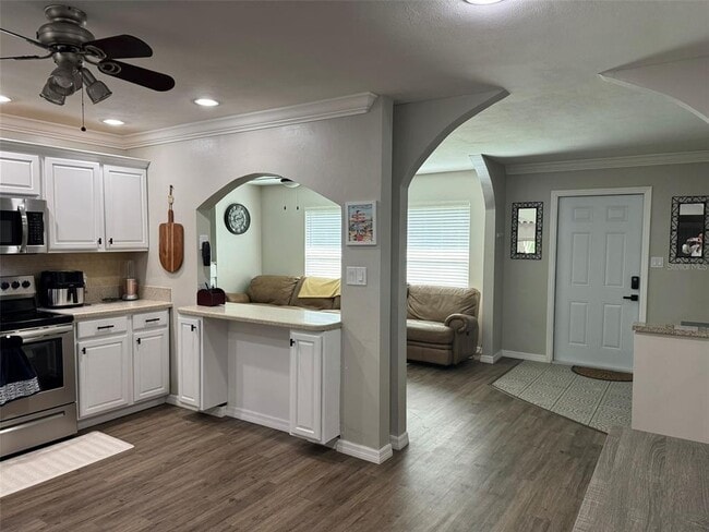 Photo - 2811 Poinciana Ct
