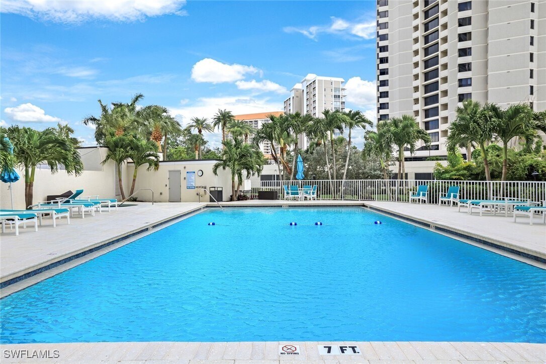 Photo - 5550 Heron Point Dr Unit 304