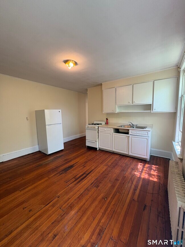 Photo - 196 Norton St Unit FL 1