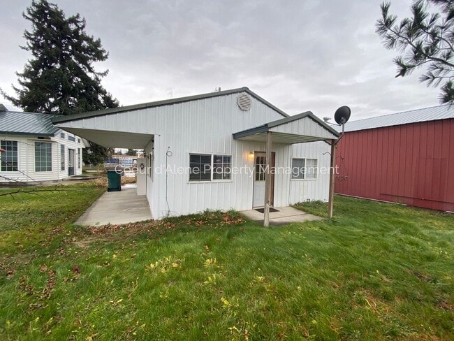 Photo - Studio House in Post Falls!