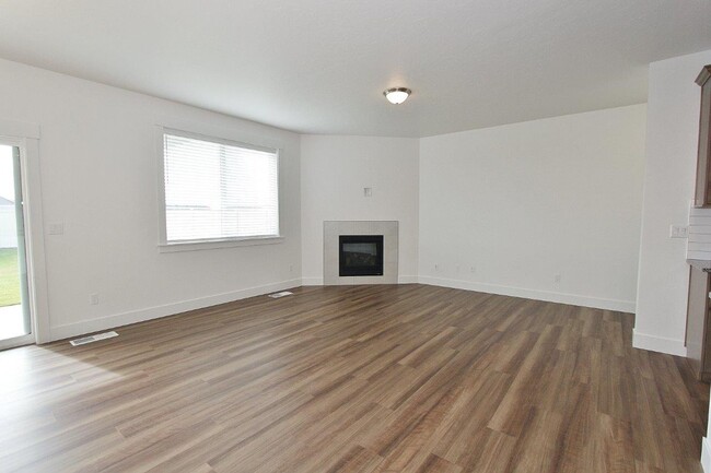 Photo - Immaculate Single-Level Home