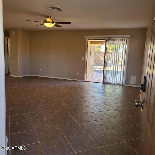 Photo - 43540 Bedford Dr