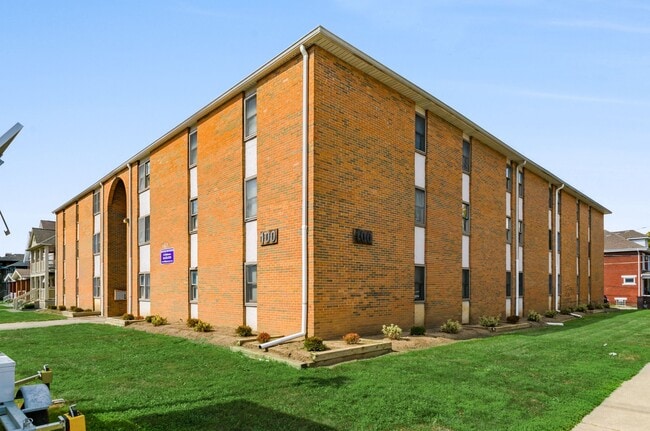 Photo - 100 Chittenden Ave - Student Housing