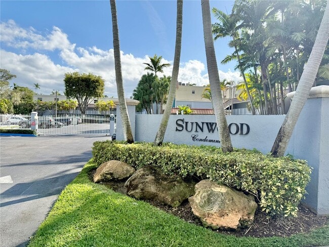 Photo - 4600 SW 67th Ave