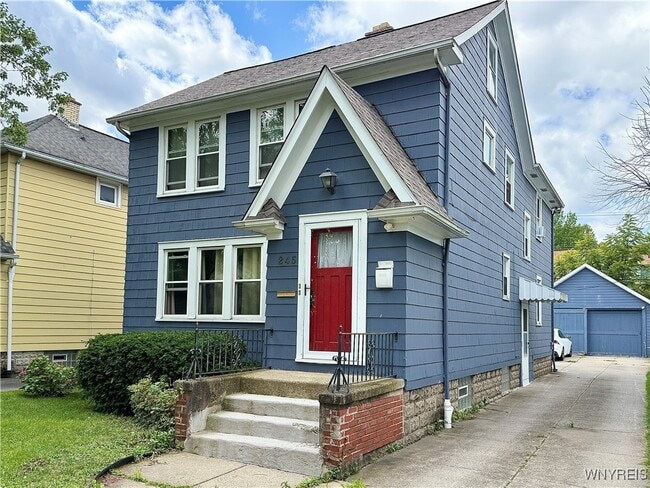 Building Photo - 245 Hamilton Dr Rental