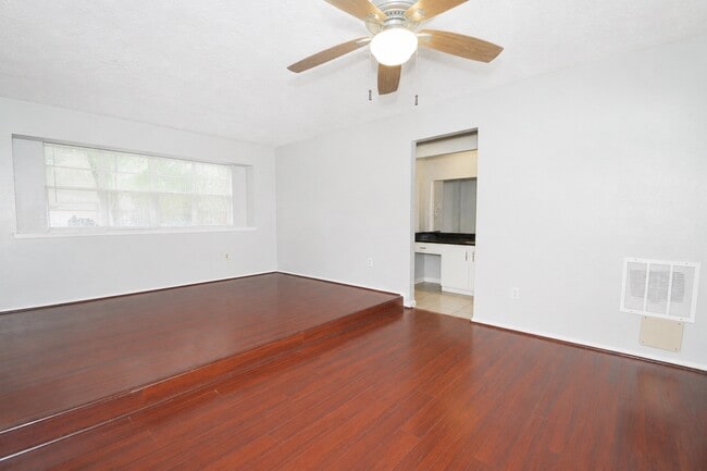 Photo - 2331 Stillmeadow Dr