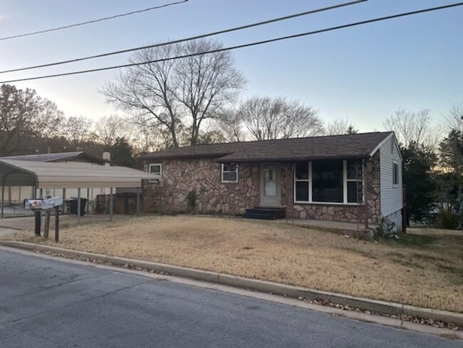 614 Houston Rd