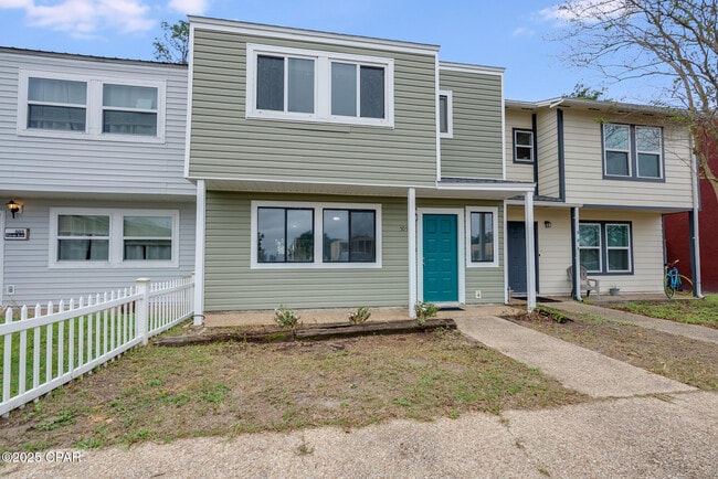 Photo - 505 Palermo Rd