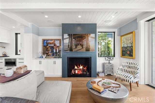 Photo - 201 Opal Ave