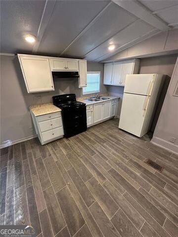 Photo - 114 Skyland Dr E