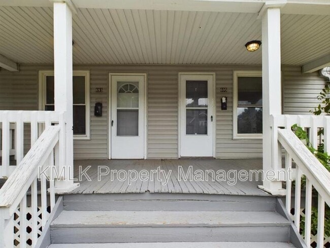 Photo - 695 Kling St