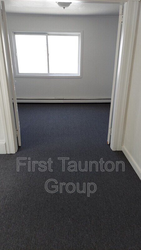 Photo - 9 Cedar St Unit 2 left