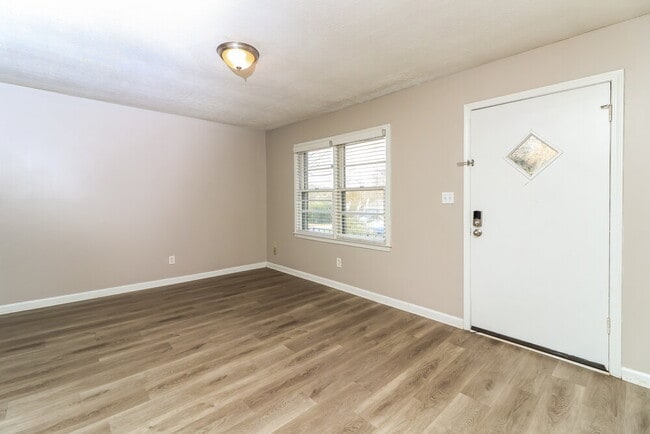 Photo - 3564 Briar Dr