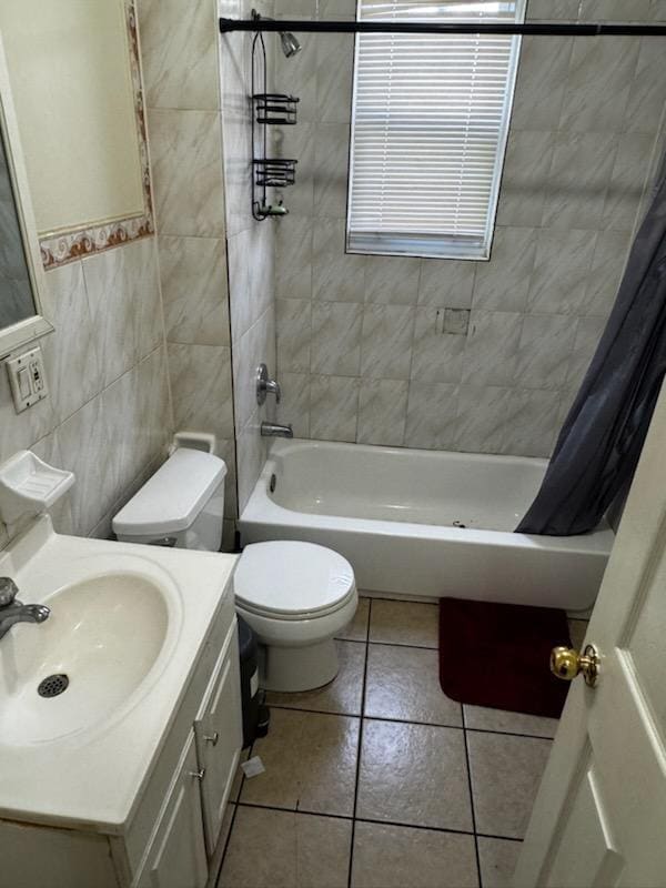 Photo - 960-962 Grove St