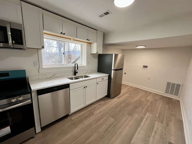 Photo - 500 Ridge St