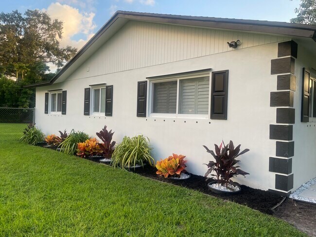 Photo - 3712 Lowson Blvd