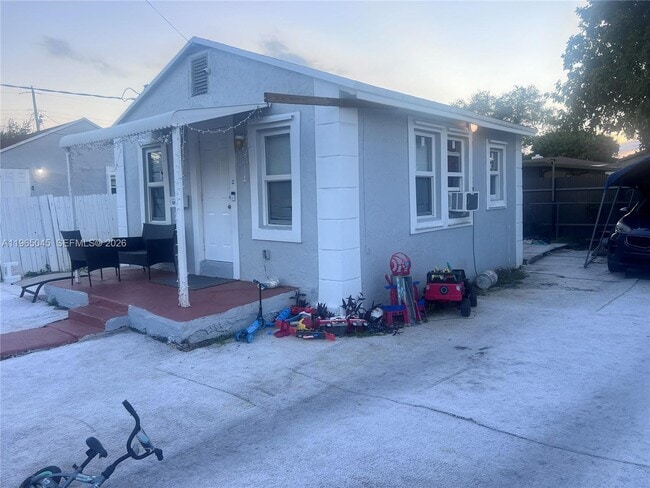 Photo - 5714 NW 21st Ave