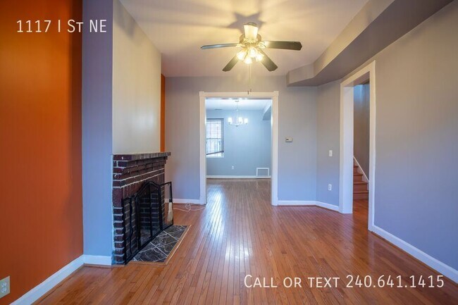 Photo - 1117 I St NE