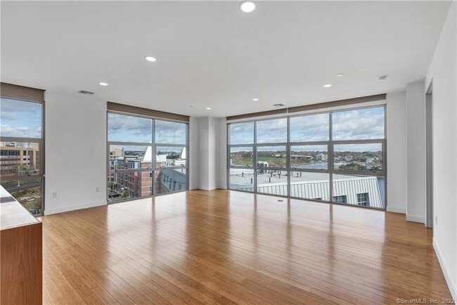 Photo - 33 N Water St Unit 607