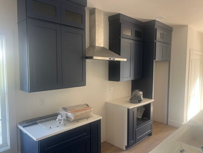 205 Walker St Unit B