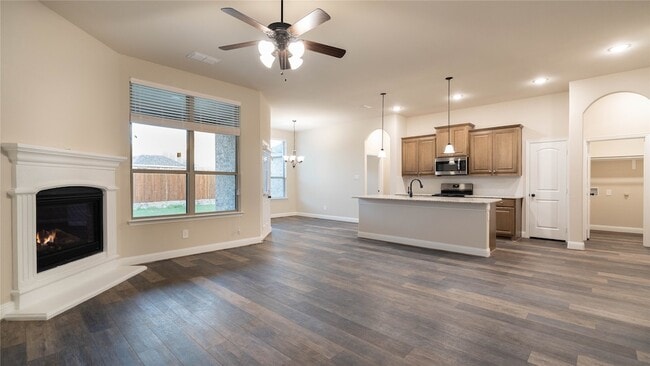 Photo - 312 Delaford Dr