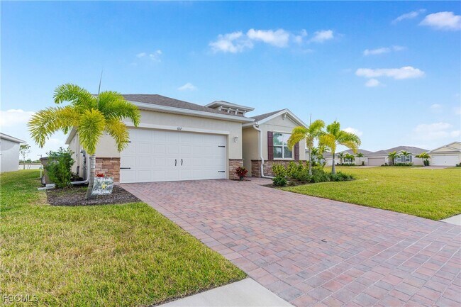 Building Photo - 607 Parkshore Lk Ave