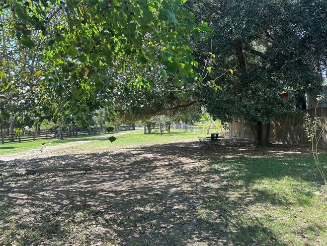 Building Photo - 20314 Great Lake St