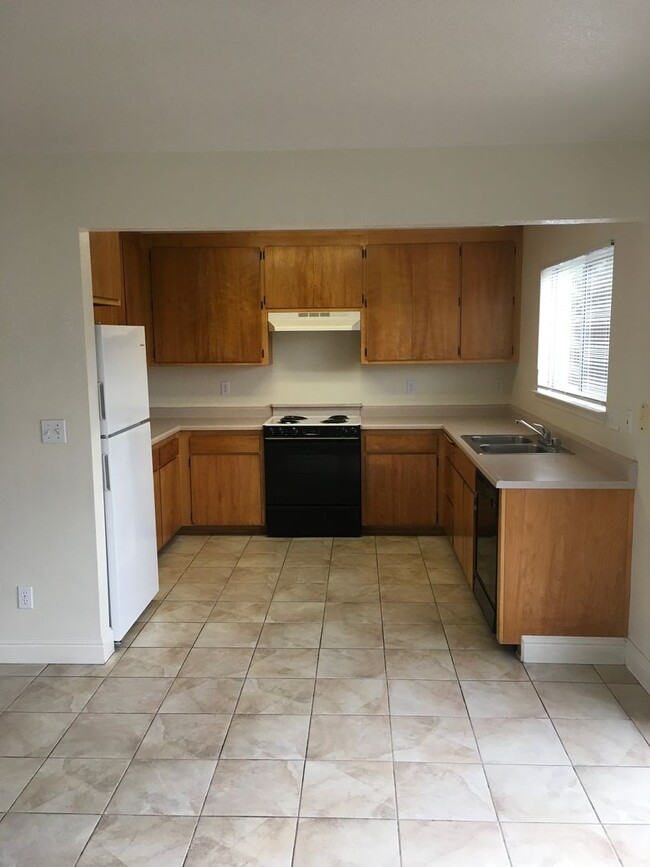 Photo - 819 Cally Ct Unidad 4