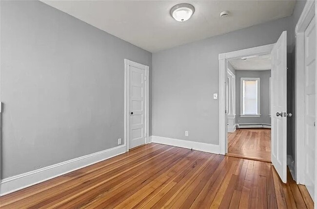Photo - 16 Maplehurst Ave Unit 1st Floor