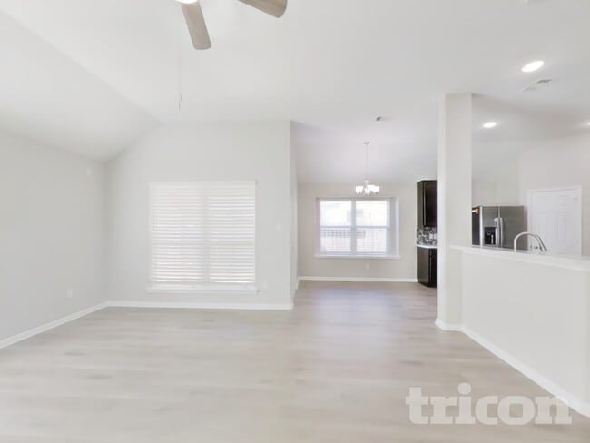 Photo - 6834 Oaken Gate Way