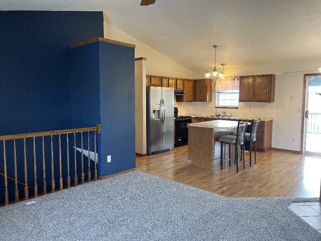 Photo - 1909 Summerwood St