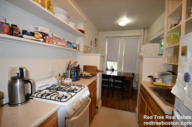 231 Park Dr Unit 11