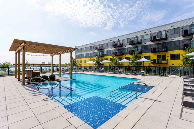 Photo - RIVERMARK NORTHERN LIBERTIES