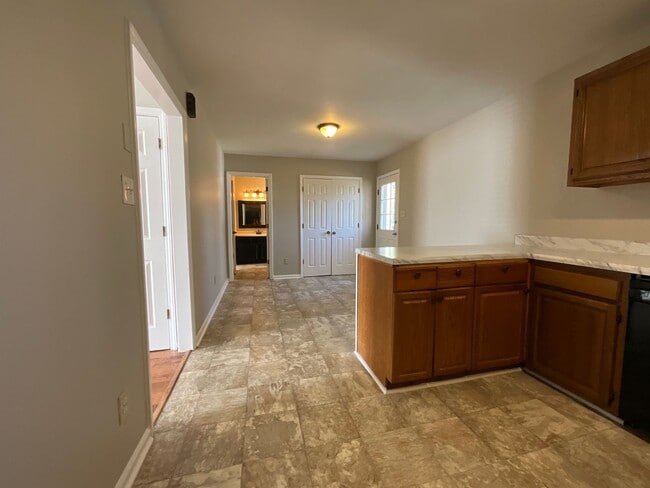 Photo - 123 Arcaro Dr