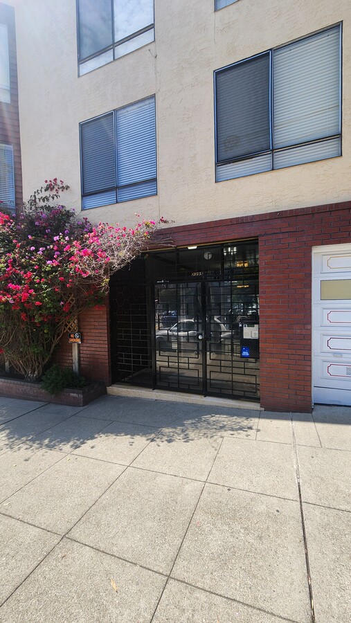 Photo - 2395 26th Ave