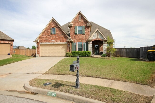 Photo - Spacious 5 Bedroom Home In Jenks West School District!
