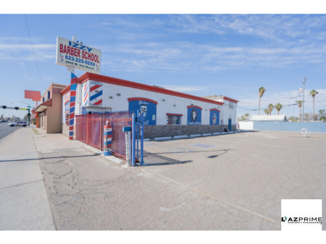 Phoenix Prime Barbershop School Space - Tu... - Phoenix Prime Barbershop School Space - Tu... House