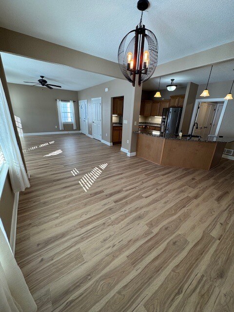 Photo - 1815 Woodland Way