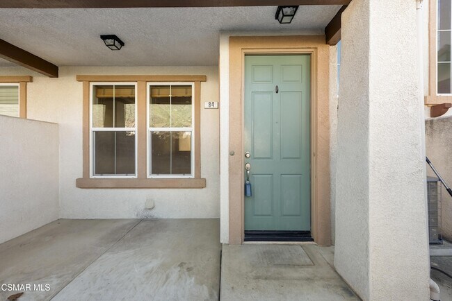 Photo - 84 Via Katrina