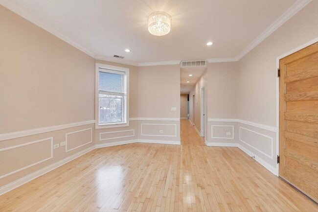 Photo - 1406 N Washtenaw Ave Unit 3