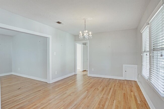 Photo - 408 N Hunt St