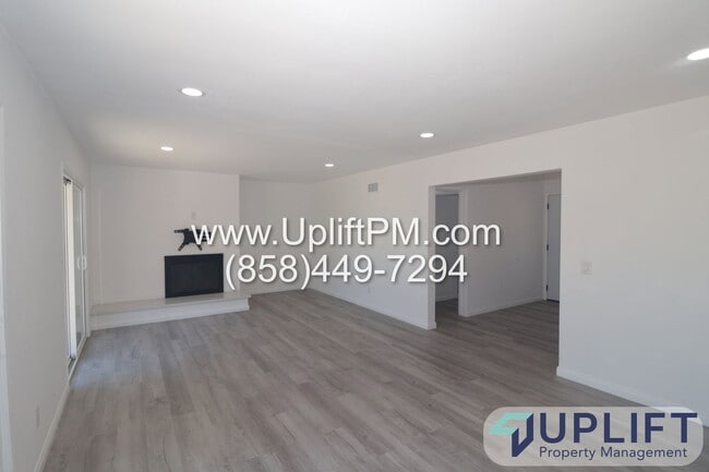 Photo - 1635 Yost Dr