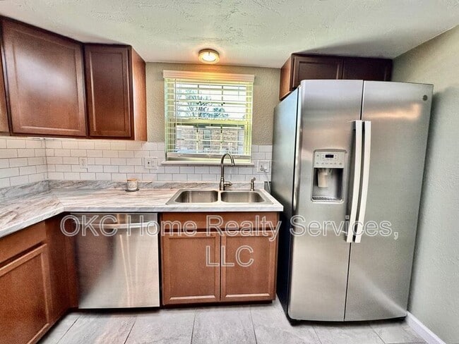 Photo - 8141 NW 23rd St