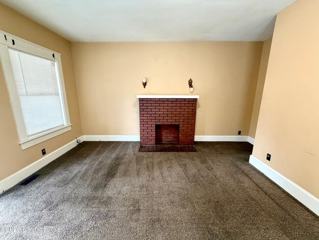 Photo - 2015 E Oak St Unit 2