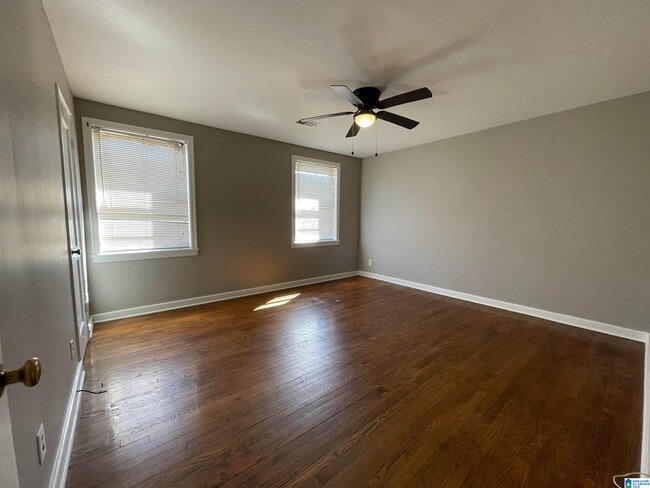 Photo - 1730 Valley Ave Unit C