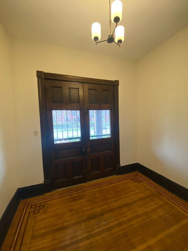 Photo - 1708 Unit 3